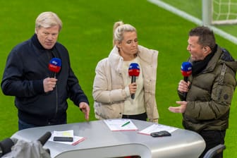 Moderator Sebastian Hellmann, Bayerns Vorstandsboss Oliver Kahn, TV-Expertin Julia Simic und Lothar Matthäus (v.l.): Bei der Sky-Übertragung des Topspiels Bayern gegen Dortmund kam es zum TV-Zoff des Jahres.