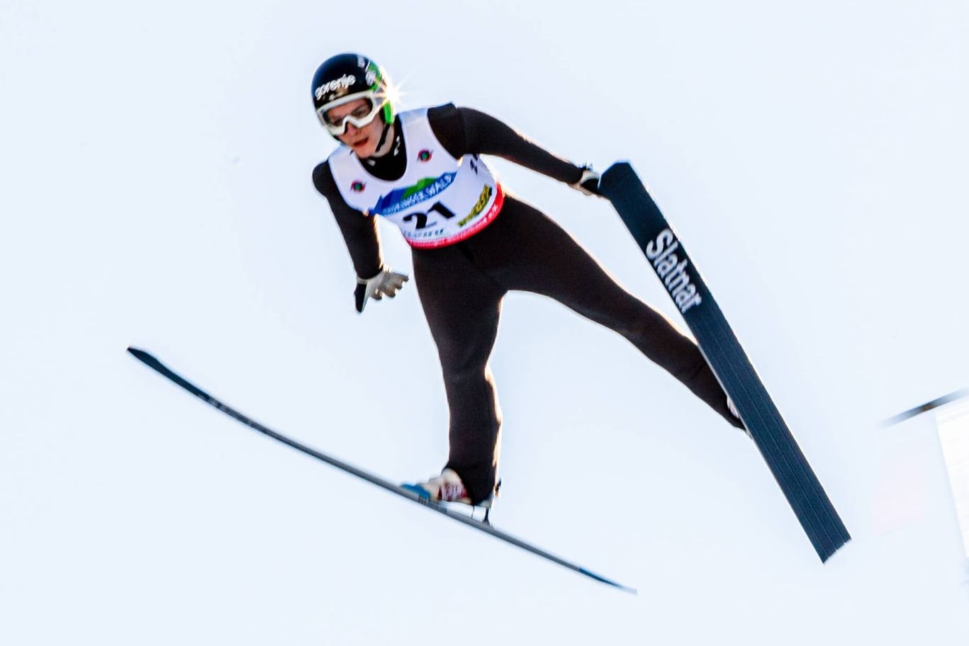 Taj Ekart: Der Slowene sorgte beim Skifliegen in Planica für eine Schrecksekunde.