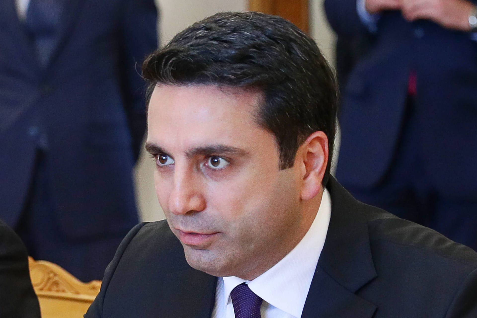 Alen Simonjan (Archivbild): Der armenische Parlamentschef hat einen Passanten angespuckt.