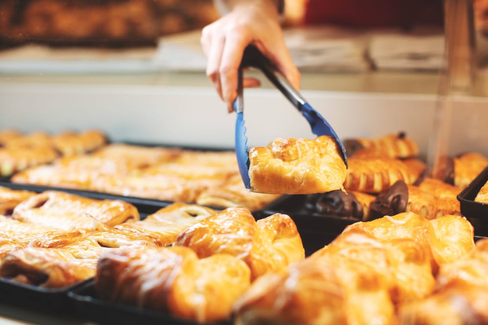 Osterfrühstück: Für den Verkauf von Backwaren gelten zu Ostern gesonderte Regeln.
