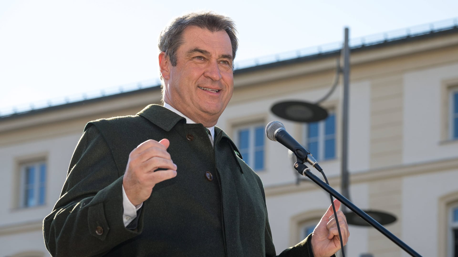 Söder (Archivbild): Zuletzt schwänzte der Ministerpräsident die Haushaltsdebatte, erschien während der dreitägigen Beratungen kein einziges Mal. Söder (Archivbild): Zuletzt schwänzte der Ministerpräsident die Haushaltsdebatte, erschien während der dreitägigen Beratungen kein einziges Mal.