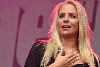 Marina Marx: Die Schlagersängerin wendet sich an ihre Fans.