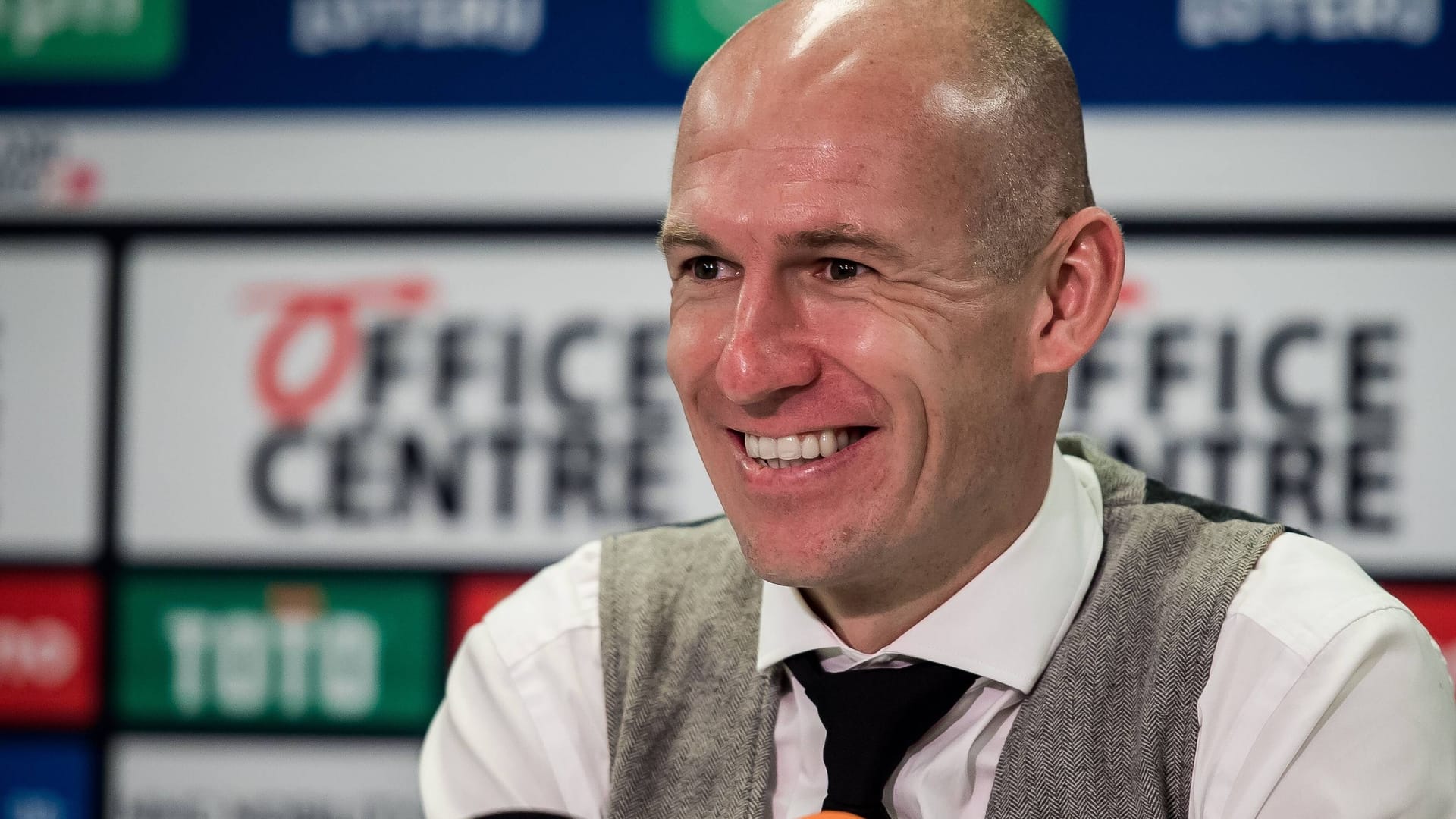 Arjen Robben: Im zweiten Versuch hat er sein Marathonziel erreicht.