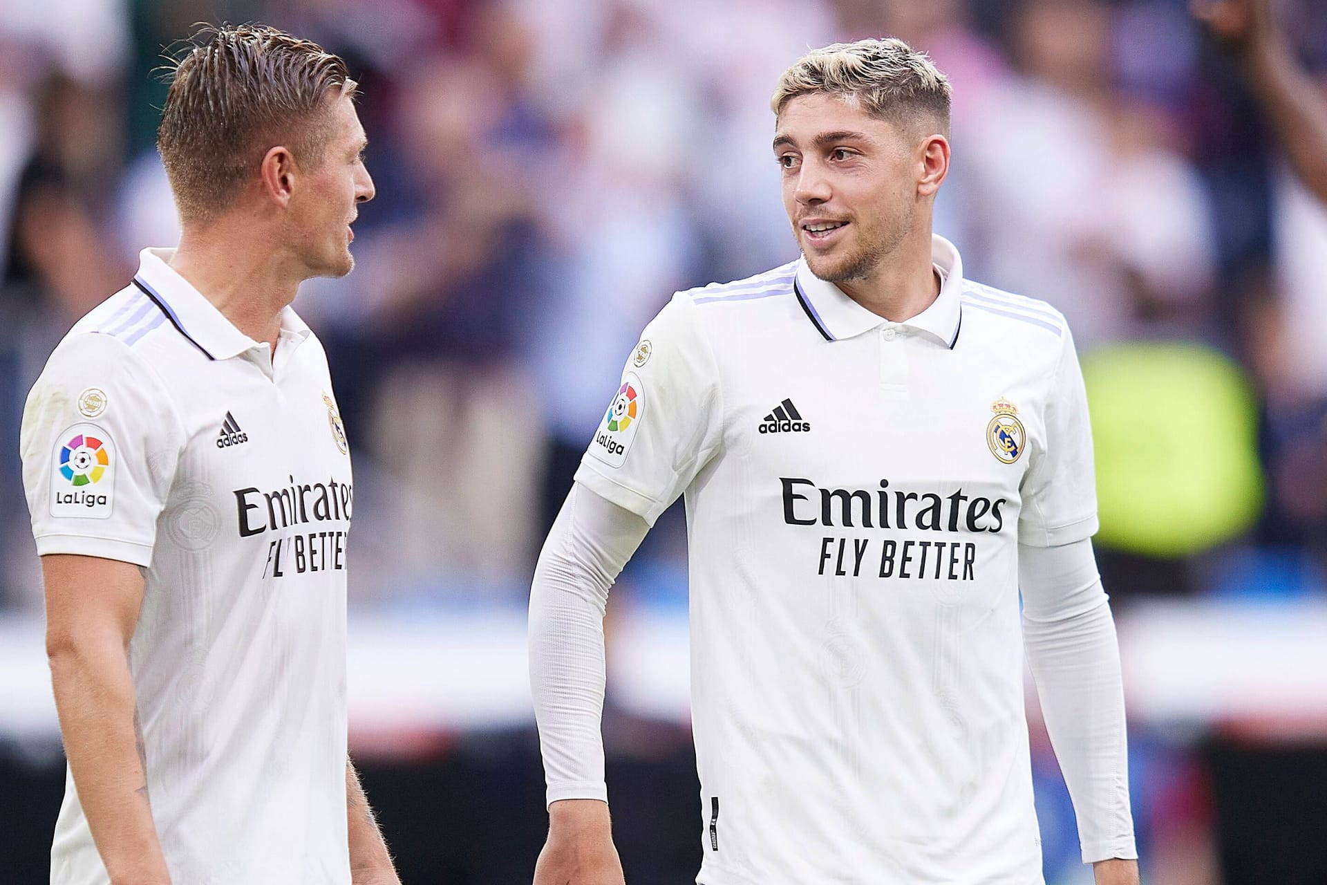 Federico Valverde (r.) neben Toni Kroos: Der Uruguayer wurde am Wochenende offenbar gewalttätig.