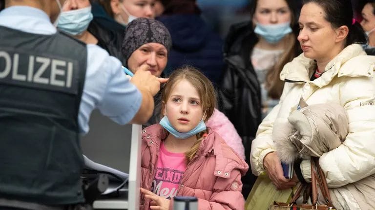 Ukrainische Flüchtlinge am Frankfurter Hauptbahnhof (Archivbild).