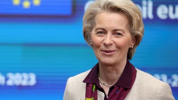 Ursula von der Leyen: Die CDU-Politikerin ist seit 2019 Präsidentin der Europäischen Kommission. (Quelle: Olivier Matthys/Pool/Reuters) Ursula von der Leyen: Die CDU-Politikerin ist seit 2019 Präsidentin der Europäischen Kommission.