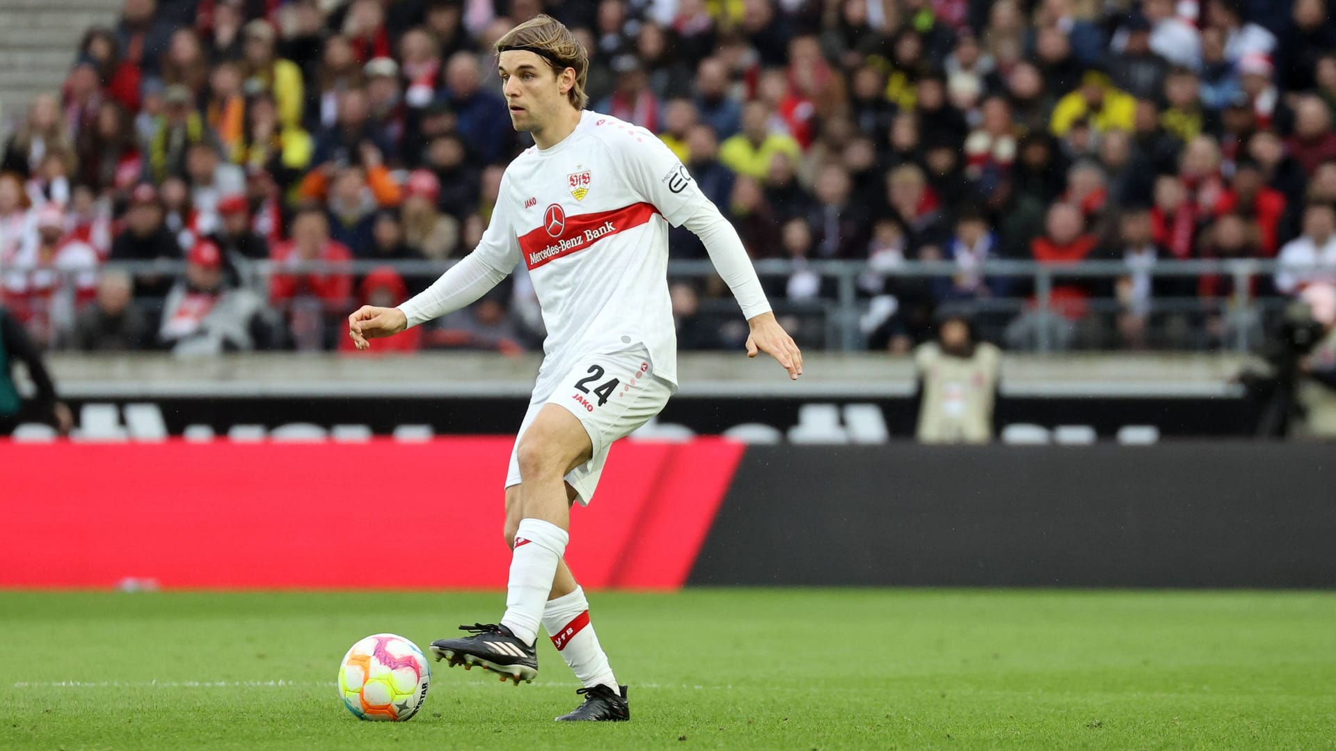 Borna Sosa: Die Profis des VfB könnten für eine Änderung des Liga-Spielplans sorgen.