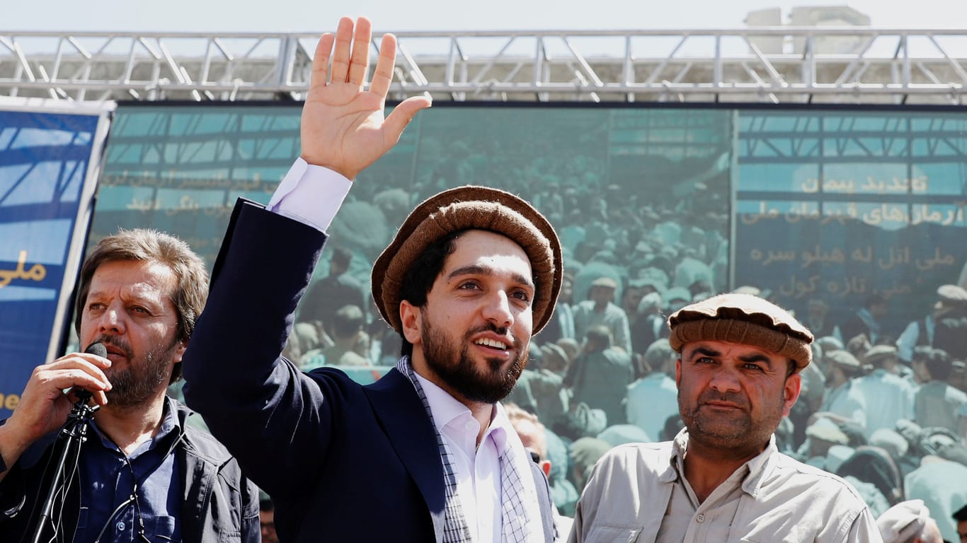 Ahmad Massoud 2019 in Afghanistan: Der Taliban-Gegner hofft, eines Tages in seine Heimat zurückkehren zu können.