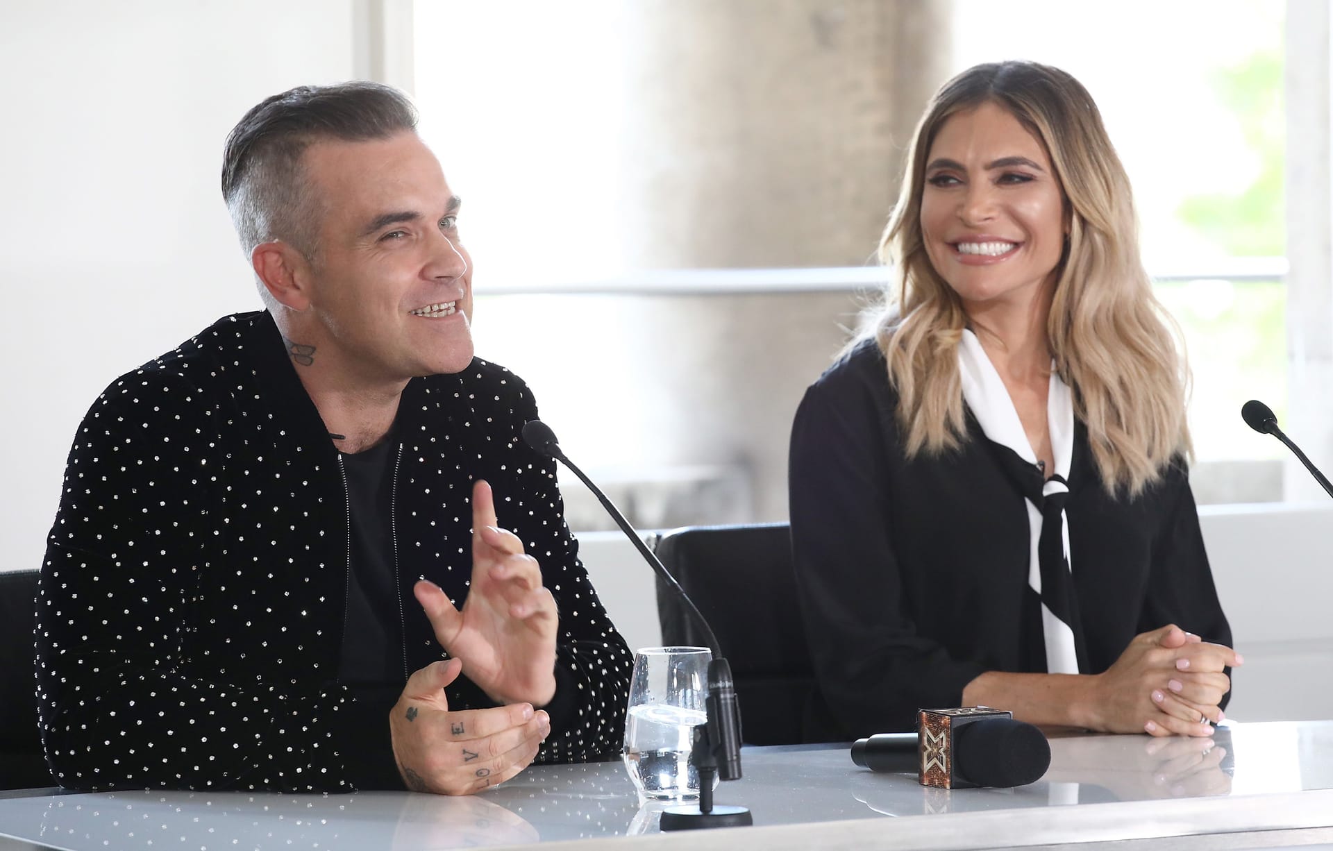 Robbie Williams: Der 49-Jährige scheint nicht mehr so viel Interesse an Sex mit Ayda Field zu haben.