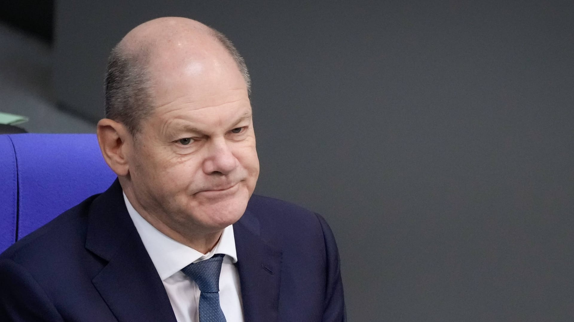 Olaf Scholz (Archivbild): Menschen aus Politik, Wissenschaft und Verbänden haben einen Brandbrief an den Bundeskanzler geschrieben.