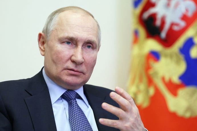 Wladimir Putins Regierung soll ein Handbuch mit Propaganda zur ukrainischen Gegenoffensive veröffentlicht haben.
