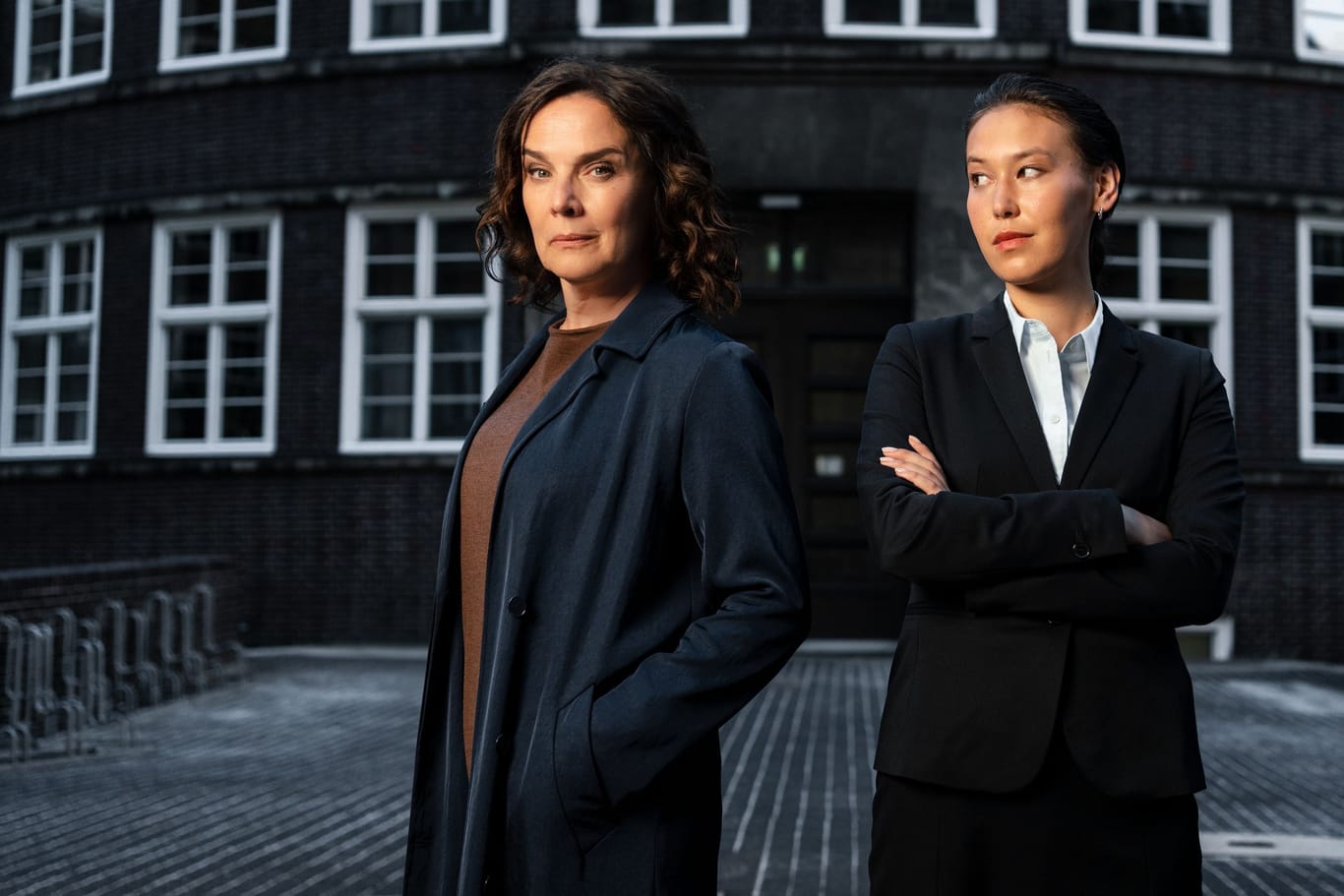 "Conti": Désirée Nosbusch und Malaya Stern Takeda stehen gemeinsam für die neue ZDF-Krimireihe vor der Kamera.