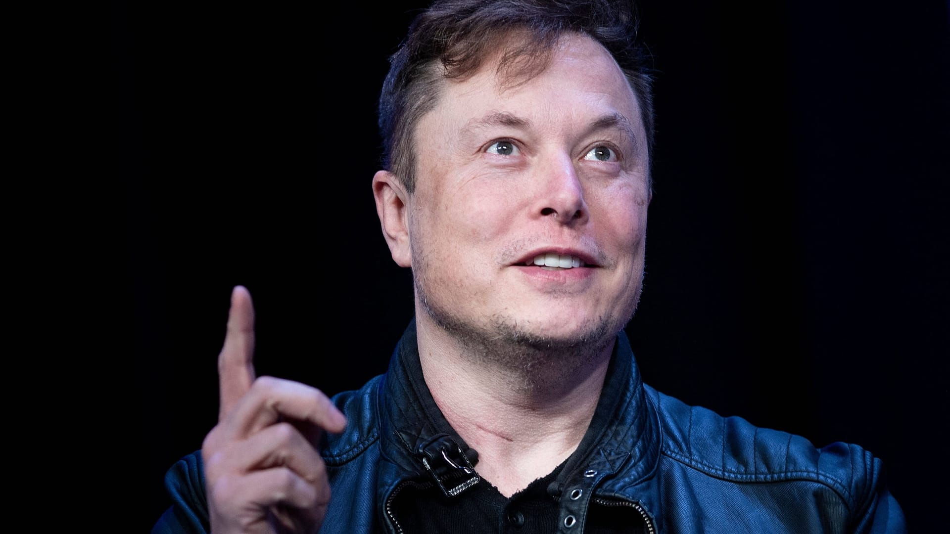 Elon Musk legt sich mit potenziellem Twitter-Rivalen Substack an.