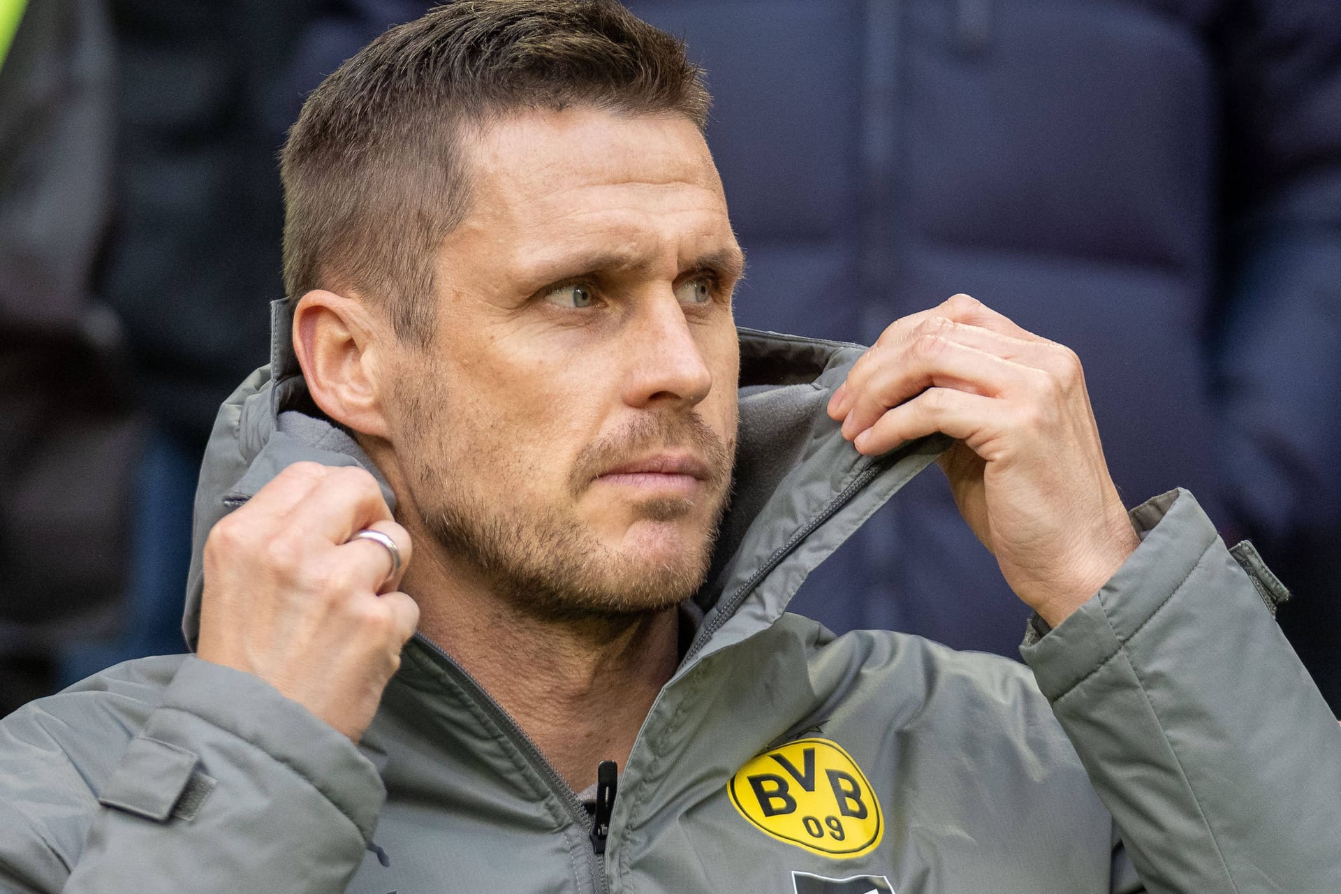 Sebastian Kehl: Der BVB-Sportdirektor macht erstmals eine klare Meister-Ansage.
