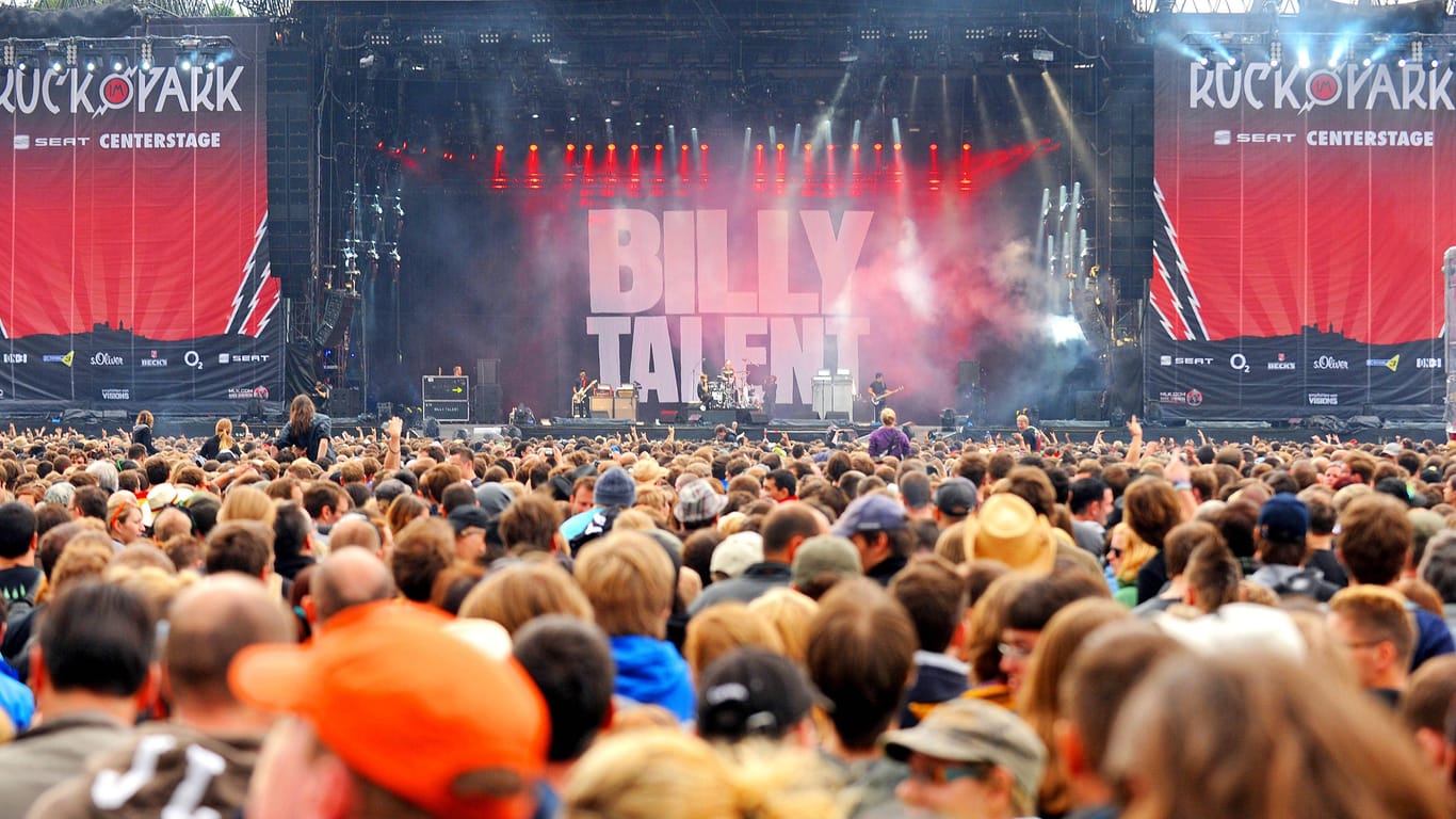 Die Rockband Billy Talent bei Rock im Park (Archivbild): Seit 1997 findet das Musikfestival in Nürnberg statt. Nun angekündigte Preiserhöhungen erhitzen die Gemüter auf Social Media.