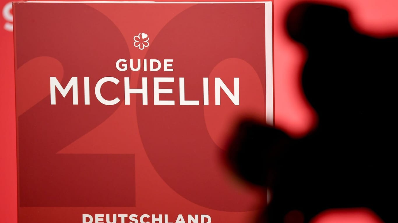 Der Guide Michelin (Archivbild): Hannover hat einen zusätzlichen Stern eingeheimst.
