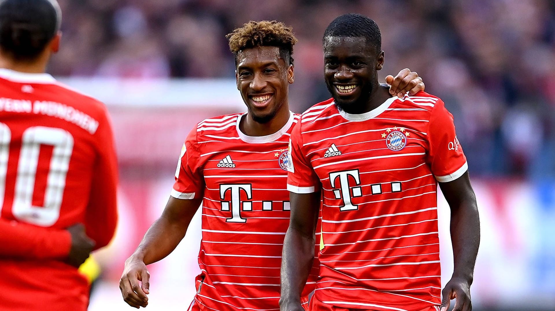 Kingsley Coman und Dayot Upamecano (r.): Der Verteidiger hat sich zu Nagelmann und Tuchel geäußert.