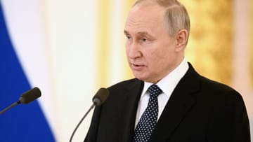 Vladimir Putin: Is he threatened with an assassination?