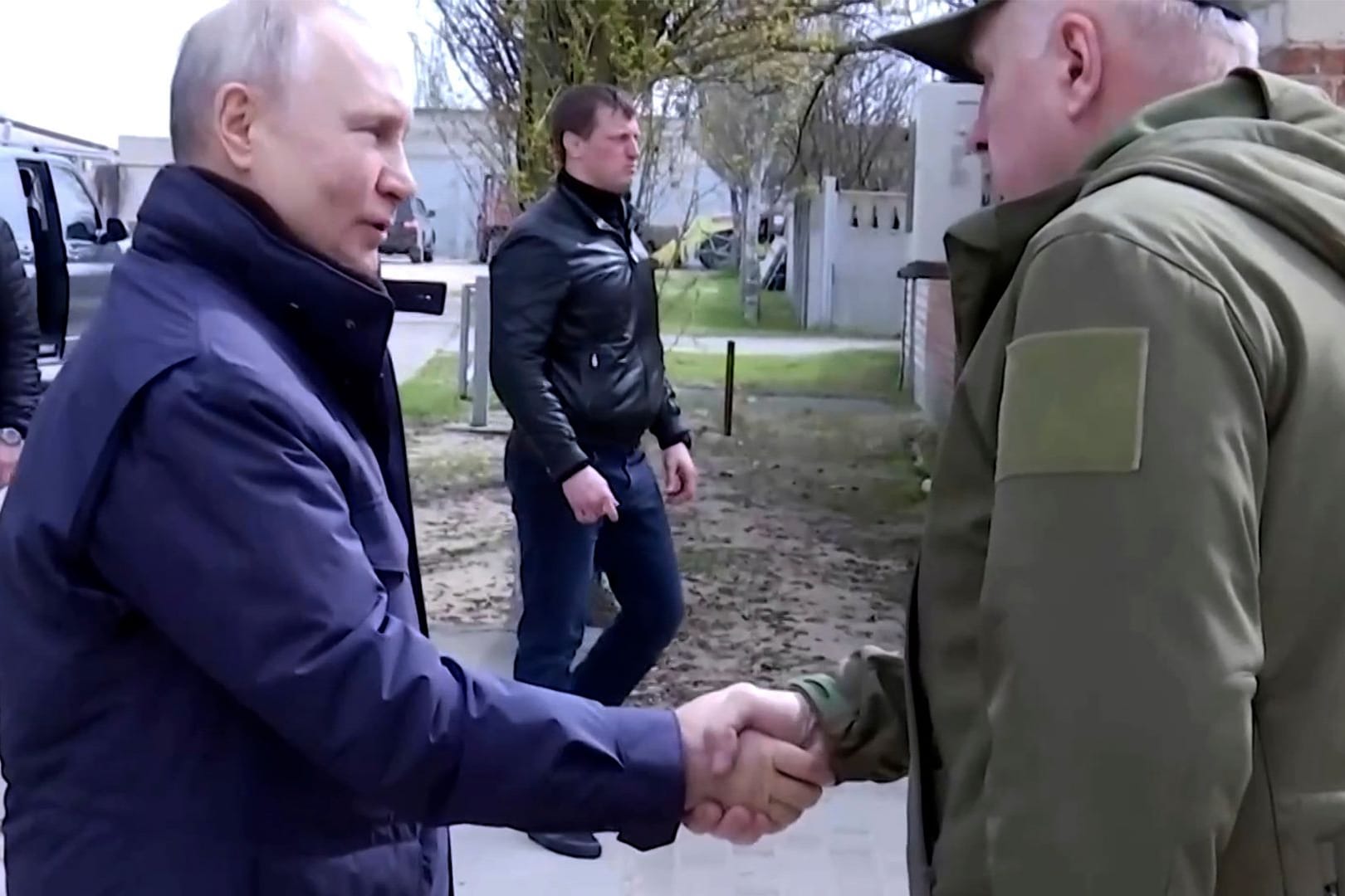 Videos sollen Putin bei Ukraine-Besuch zeigen