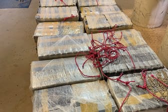 Das sichergestellte Kokain: Die Drogen waren auf insgesamt 23 Pakete verteilt.