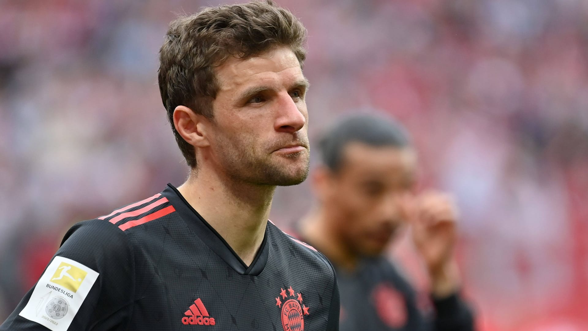 Thomas Müller: Dem Bayern-Stürmer gefiel die VAR-Kritik seines Kumpels Mats Hummels. Thomas Müller: Dem Bayern-Stürmer gefiel die VAR-Kritik seines Kumpels Mats Hummels.