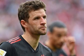 Thomas Müller: Dem Bayern-Stürmer gefiel die VAR-Kritik seines Kumpels Mats Hummels.