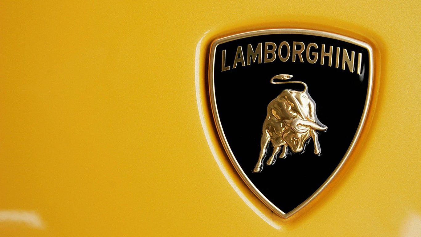 Emblem der Sportwagenmarke Lamborghini (Symbolfoto): Neben 70.000 Euro packte der Käufer noch seinen eigenen Wagen obendrauf. Wert: etwa 60.000 Euro.