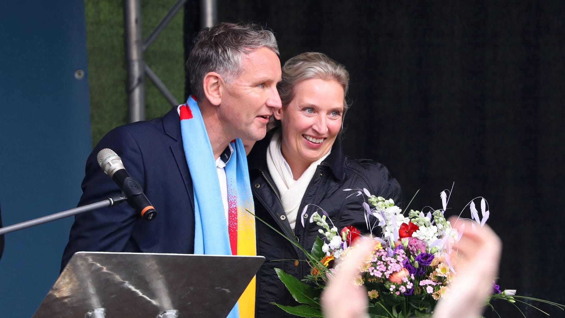 Thüringens AfD-Chef Björn Höcke, Bundeschefin Alice Weidel: Die beiden gaben sich in Erfurt das Mikro in die Hand.