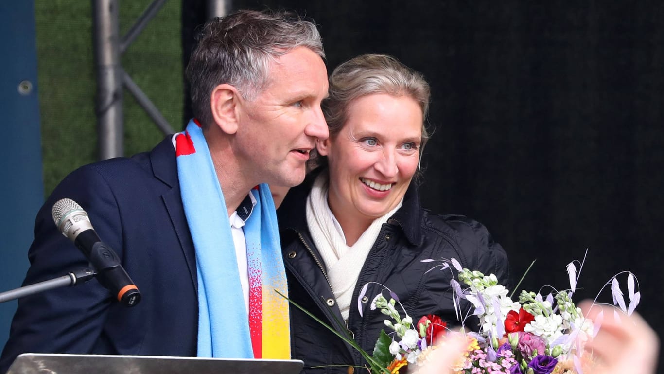 Thüringens AfD-Chef Björn Höcke, Bundeschefin Alice Weidel: Die beiden gaben sich in Erfurt das Mikro in die Hand.