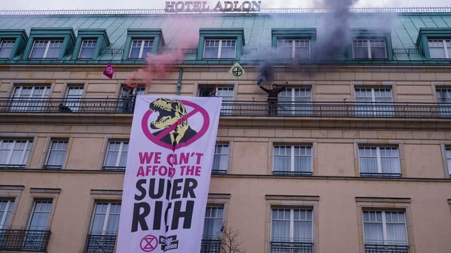 "Extinction Rebellion": Klimaaktivisten Dringen In Berliner Hotel Adlon Ein