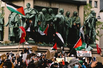 Pro-Palästina-Kundgebung in Köln (Archiv): Die Polizei musste eine Kundgebung am Samstag auflösen.