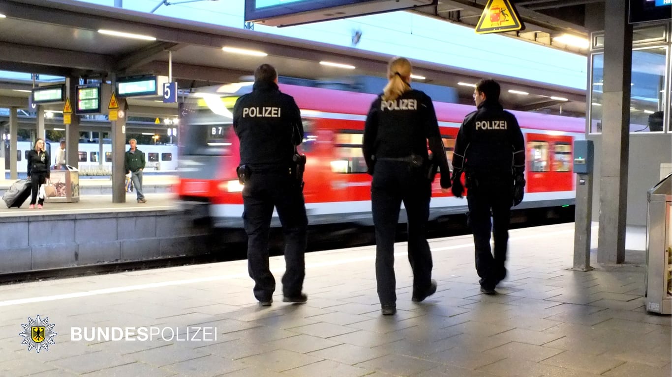 Eine Streife der Bundespolizei am Ostbahnhof in München (Symbolbild).