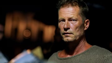 Til Schweiger: There are serious allegations against the actor in the room.