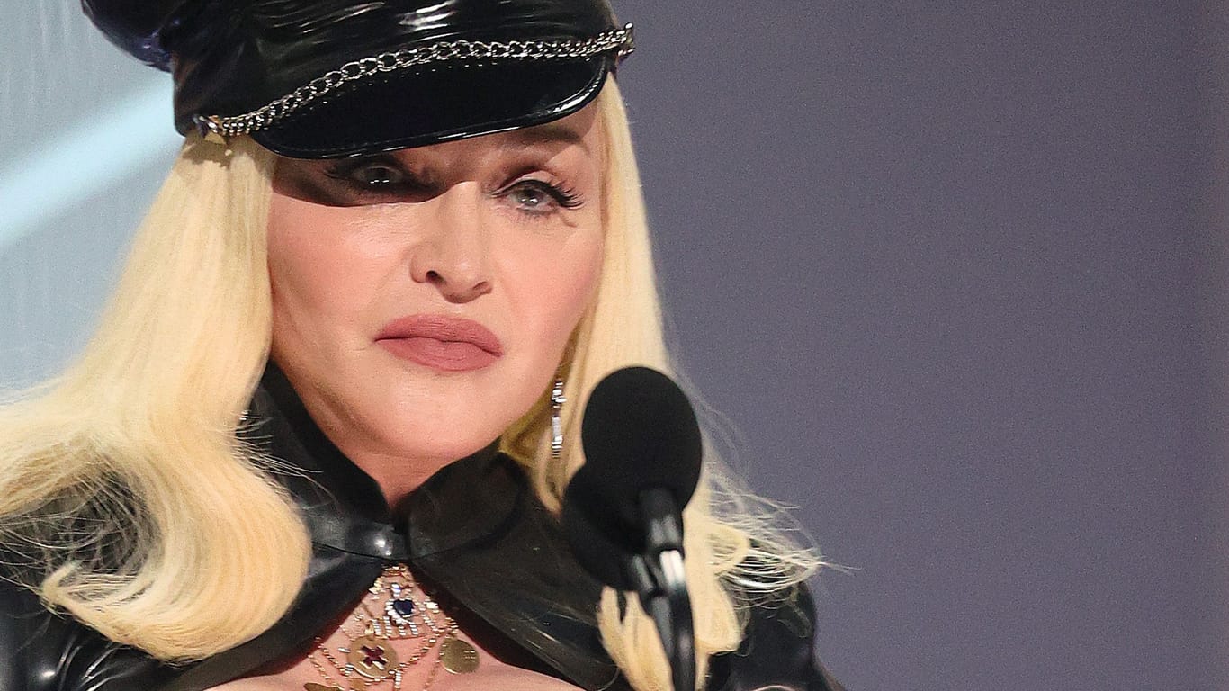 Madonna: Die Sängerin teilt traurige Zeilen mit ihren Fans.