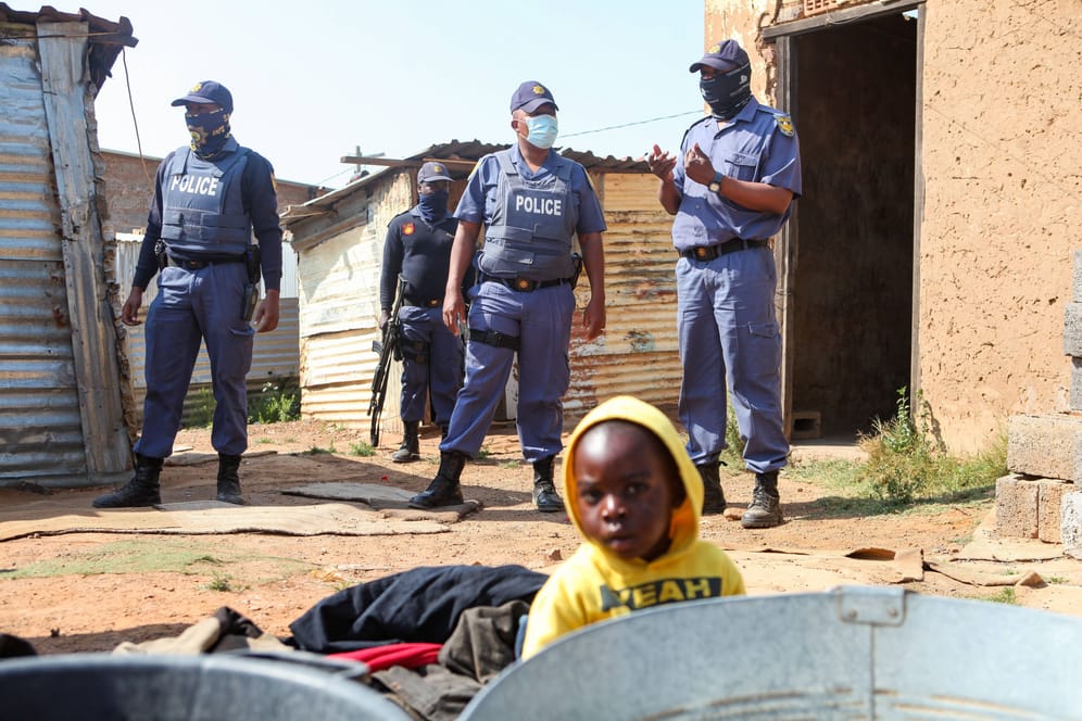 Polizei in Soweto (Archivbild): Zwei Jungen wurden brutal ermordet.