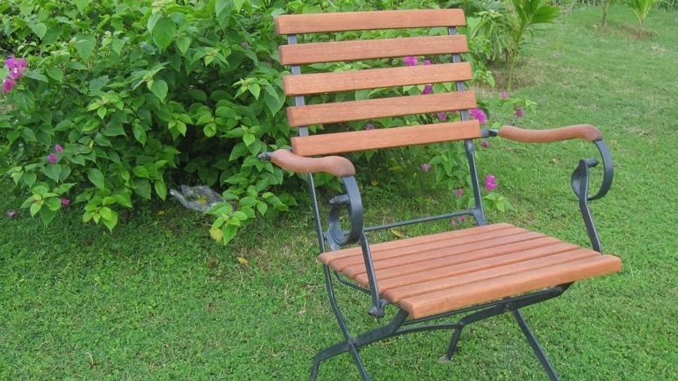 Günstige Gartenstühle in großer Auswahl: Mit diesen Modellen machen Sie es sich in Ihrem Garten gemütlich.