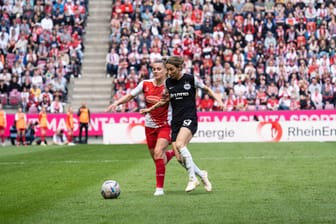 Zuschauerrekord in der Frauen-Bundesliga: So viele Fans wie in Köln am Sonntag gab es zuvor nicht.