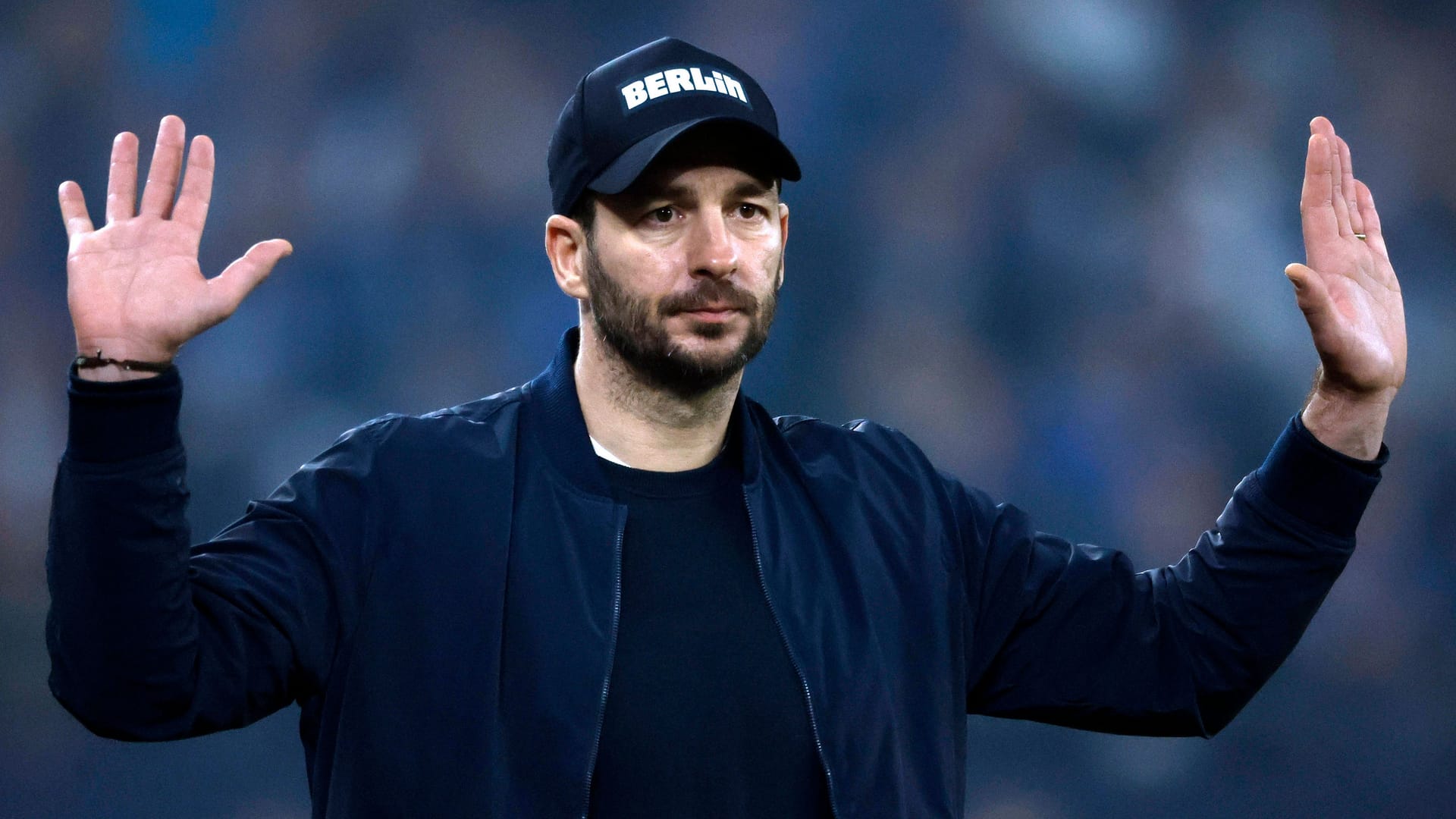 Sandro Schwarz: Die Niederlage gegen Schalke war sein letztes Spiel als Hertha-Coach. Sandro Schwarz: Die Niederlage gegen Schalke war sein letztes Spiel als Hertha-Coach.