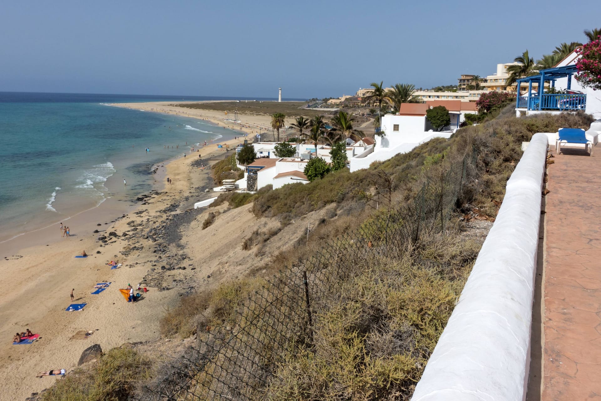 Clubhotel Aldiana am Strand in der Naehe von Morro Jable: Zwei Tote wurden in dieser Ferienanlage entdeckt.