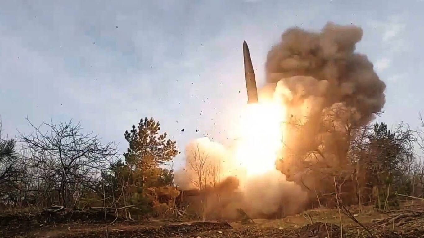Russische Iskander-Rakete (Symbolbild): Raketen dieses Typs können auch atomar bestückt werden.