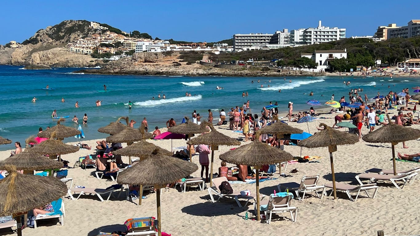 Mallorca im Sommer: Auch, wenn die Preise gestiegen sind, zählt Mallorca noch zu den günstigen Reisezielen.