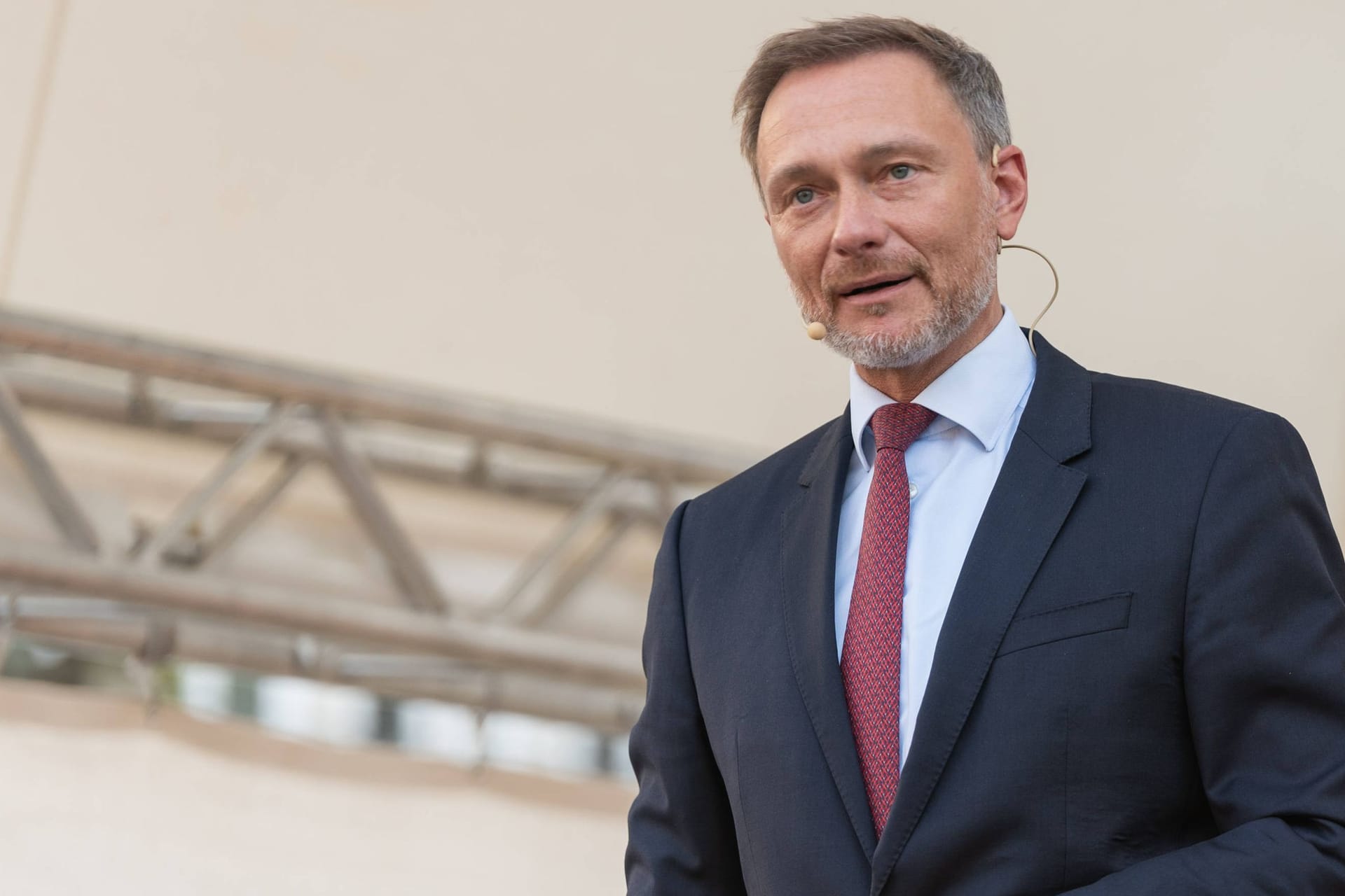 FDP-Parteichef Lindner in Bremen: Und wie gehts jetzt weiter?