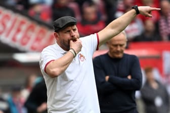 RheinEnergieStadion: Kölns Trainer Steffen Baumgart während eines Spiels.