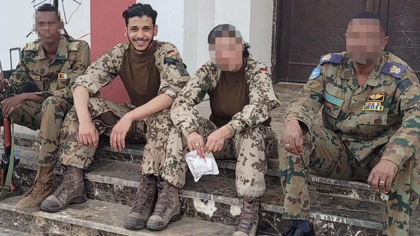 Der Bundeswehrsoldat Salahaden H. bei seinem Auslandseinsatz im Sudan.