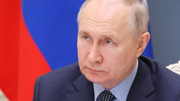 Wladimir Putin: Die Nato will einem möglichen russischen Angriff gewachsen sein.