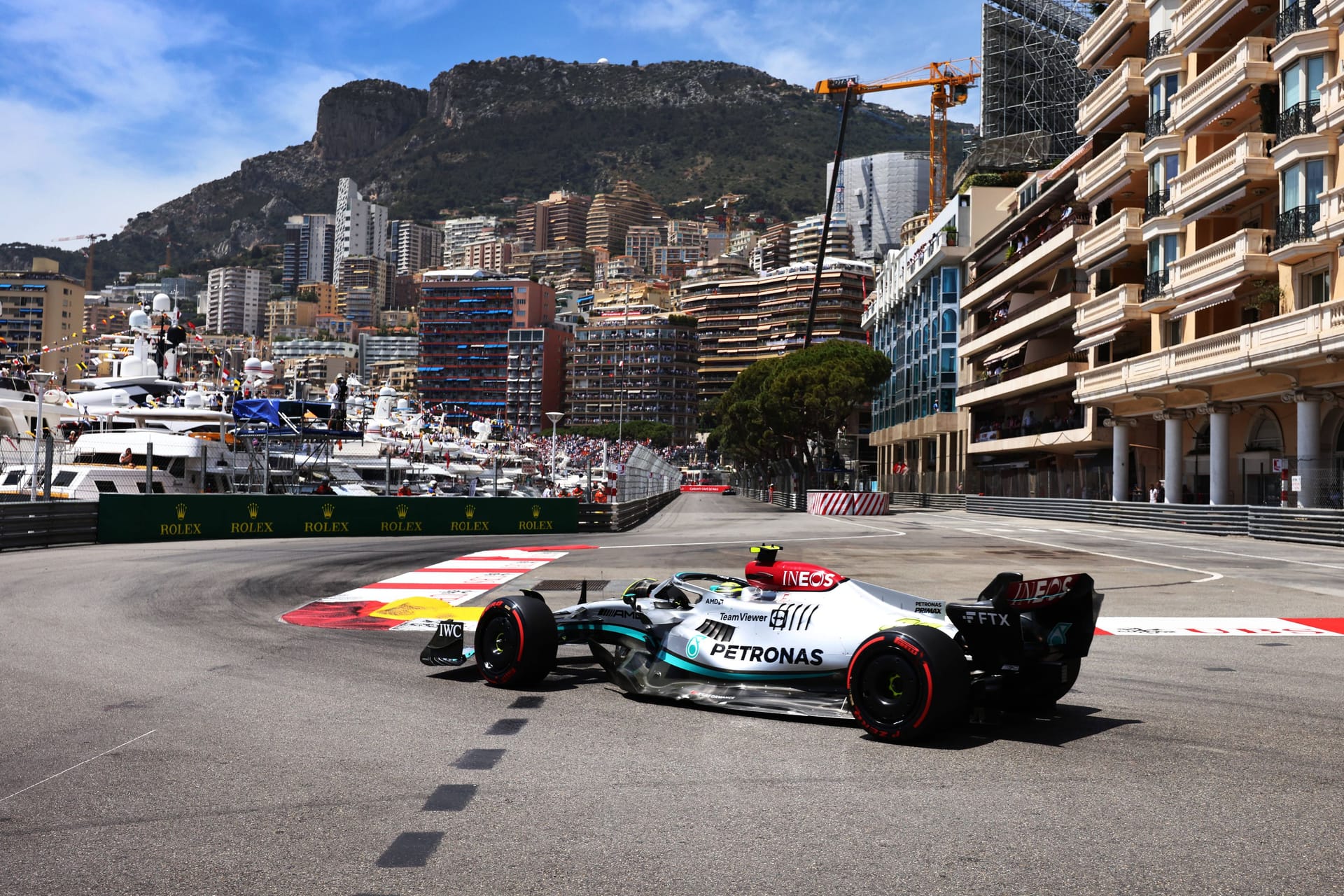 Lewis Hamilton beim Monaco-Rennen im vergangenen Jahr: Auch in diesem Jahr gibt's kein Training am Donnerstag.