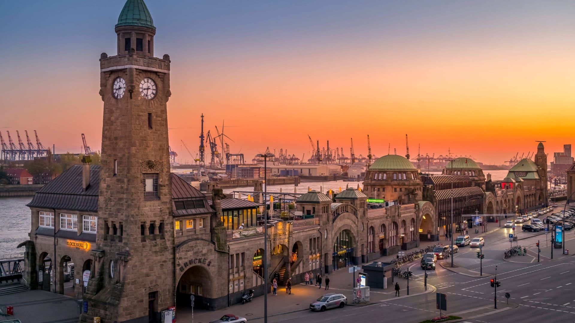 Landungsbrücken, St. Pauli, Hamburg: Nicht nur auf Instagram ist die Hansestadt besonders beliebt.