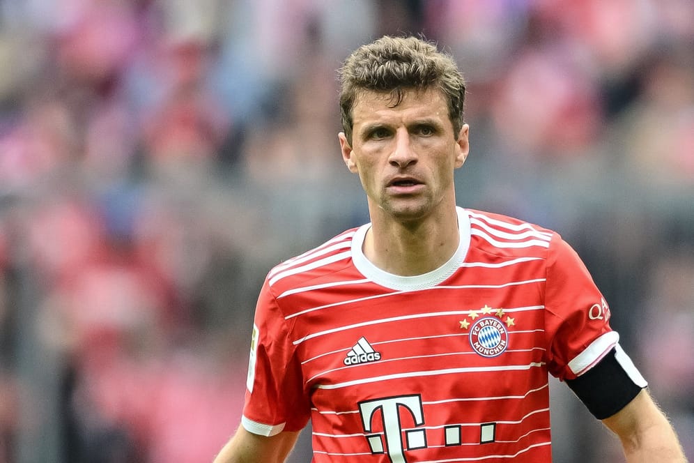 Bayern-Urgestein Thomas Müller erlebt derzeit bei seinem Klub eine schwierige Phase.