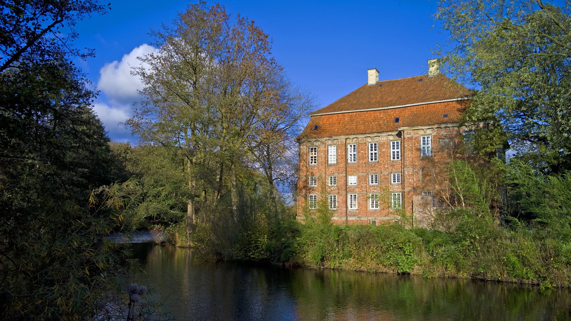 Das Schönebecker Schloss in Bremen-Vegesack gilt als beliebtestes Bremer Ausflugsziel 2023. Das Schönebecker Schloss in Bremen-Vegesack gilt als beliebtestes Bremer Ausflugsziel 2023.