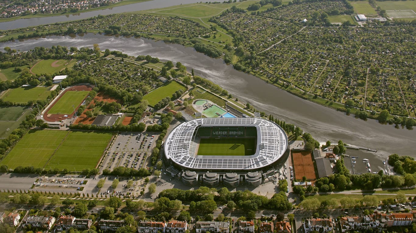 Luftaufnahme vom Weserstadion (Archivfoto): Die Entwürfe sahen unter anderem Plätze für 5.000 Zuschauer vor.